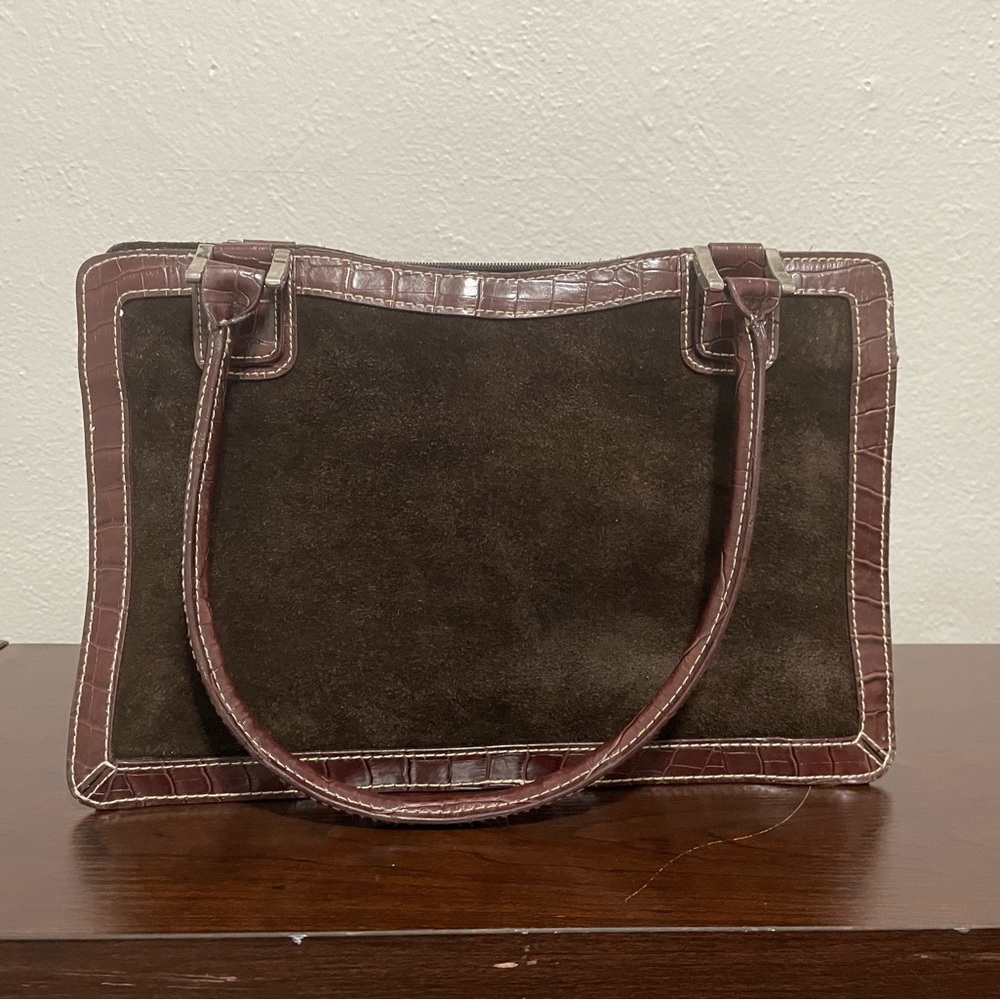Jaclyn Smith purse 👜